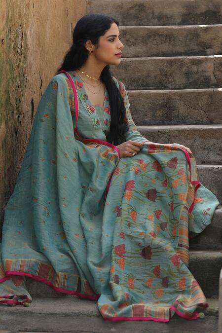 Shop_Label Kinjal Modi_Blue Tissue, Silk Embroidery V-neck Flower Bloom Print Kalidar Kurta And Pant Set _Online_at_Aza_Fashions