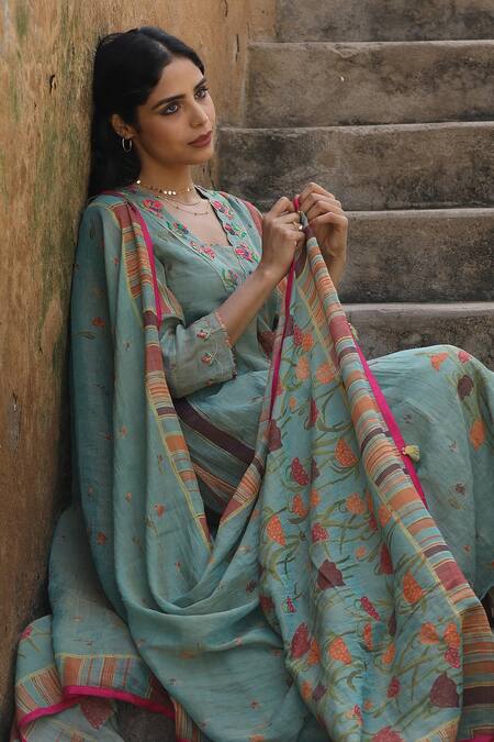 Label Kinjal Modi_Blue Tissue, Silk Embroidery V-neck Flower Bloom Print Kalidar Kurta And Pant Set _at_Aza_Fashions