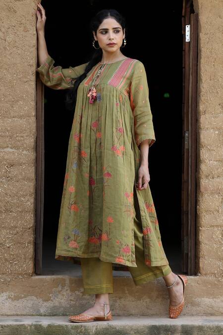 Label Kinjal Modi_Green Chanderi Tassels Round Neck Floral Print Gathered Tunic With Pant _at_Aza_Fashions
