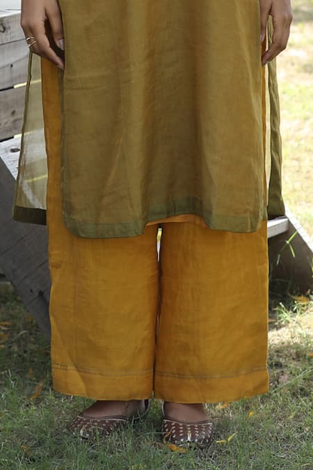 Label Kinjal Modi_Yellow Chanderi Round Neck Dual Tone Tunic With Pant _Online_at_Aza_Fashions