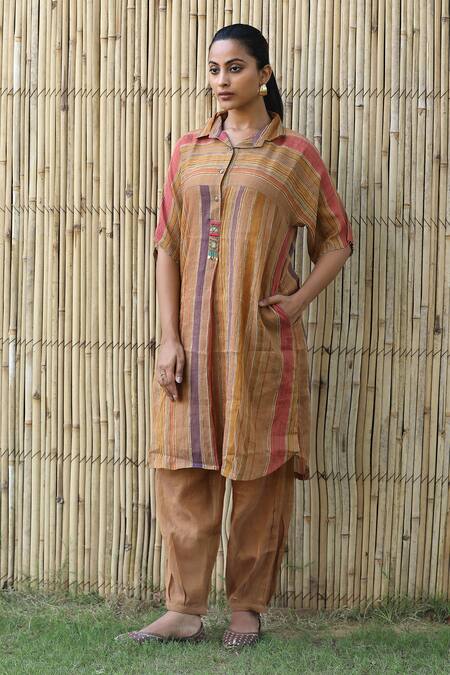Shop_Label Kinjal Modi_Gold Chanderi, Tissue Beads Collared Stripe Pattern Tunic With Pant _Online_at_Aza_Fashions