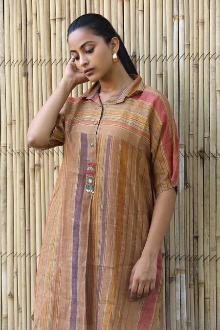 Label Kinjal Modi_Gold Chanderi, Tissue Beads Collared Stripe Pattern Tunic With Pant _at_Aza_Fashions