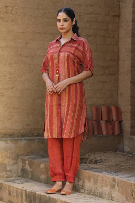 Label Kinjal Modi_Red Chanderi Beads Collared Straight Stripe Pattern Tunic With Pant _Online_at_Aza_Fashions