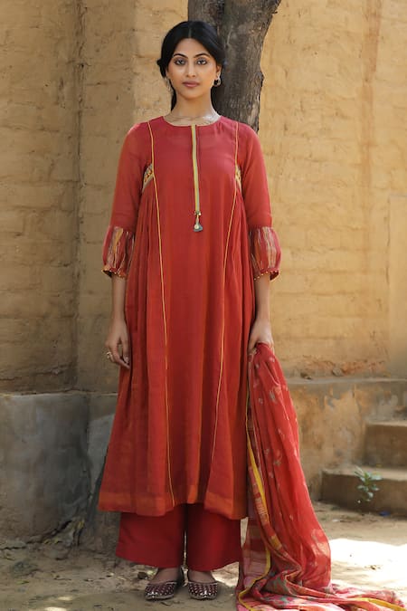 Label Kinjal Modi_Red Chanderi, Tissue Embroidery, Mirrors, Straight Placement Kurta Pant Set _Online_at_Aza_Fashions