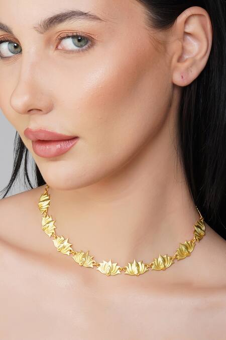 Buy_Zariin_Gold Plated Tranquil Moods Lotus Carved Choker _Online_at_Aza_Fashions