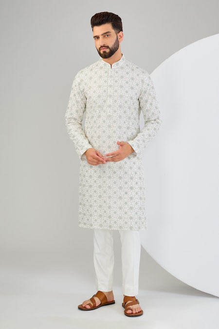 Kasbah Geometrical Floral Embroidered Straight Kurta 