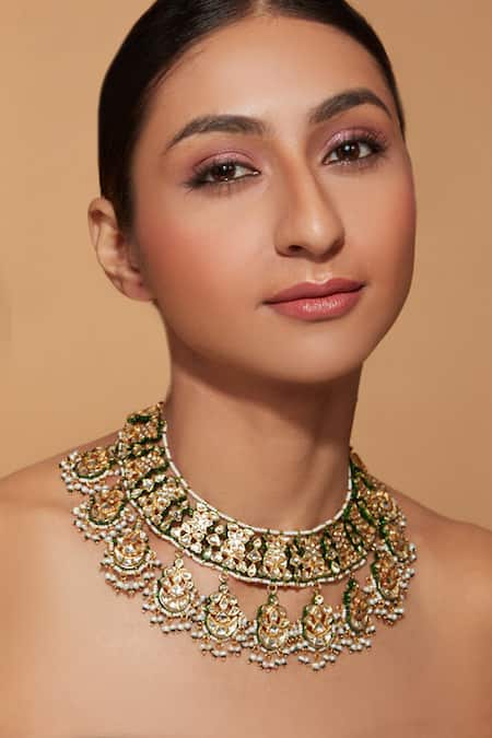 Buy_Vivinia By Vidhi Mehra_Gold Plated Metallic Thread, Beads, Pearls Floral Half-moon Kundan Choker Set _Online_at_Aza_Fashions