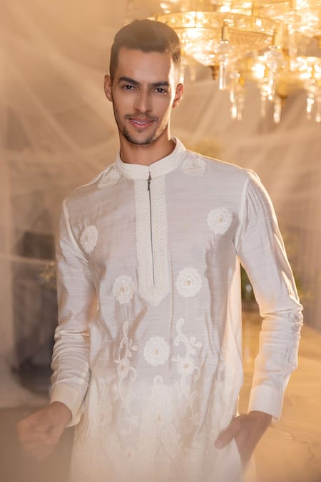 Amit Arora Floral Pattern Embroidered Kurta Aligadhi Set 