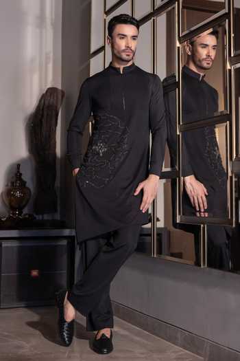 Amit Arora Stones Embroidered Asymmetric Kurta With Aligadhi 