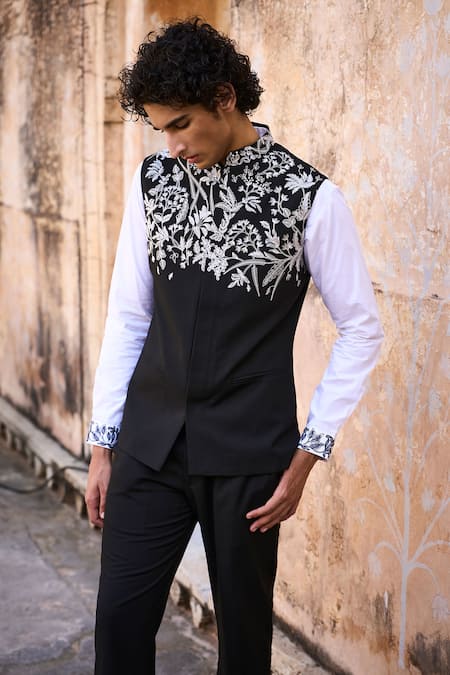 Shop Dash And Dot Black Viscose, Polyester Embroidery Bandi With Straight Pant Online at Aza Fashions Shop_Dash And Dot_Black Viscose, Polyester Embroidery Bandi With Straight Pant _Online_at_Aza_Fashions