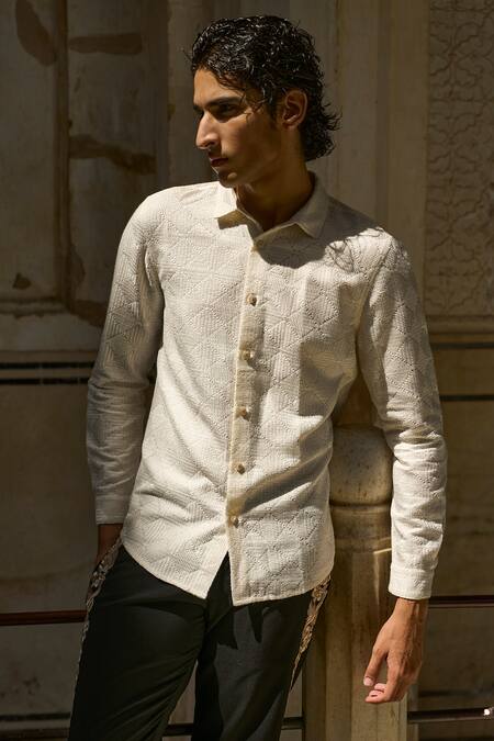 Dash And Dot_Ivory Cotton Embroidery Geometric Pattern Shirt _Online_at_Aza_Fashions