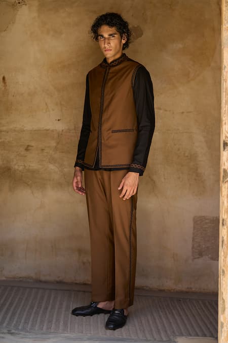 Buy Dash And Dot Brown Polyester, Viscose, Cotton Embroidery Geometric Thread Bundi And Pant Set Online at Aza Fashions Buy_Dash And Dot_Brown Polyester, Viscose, Cotton Embroidery Geometric Thread Bundi And Pant Set _Online_at_Aza_Fashions