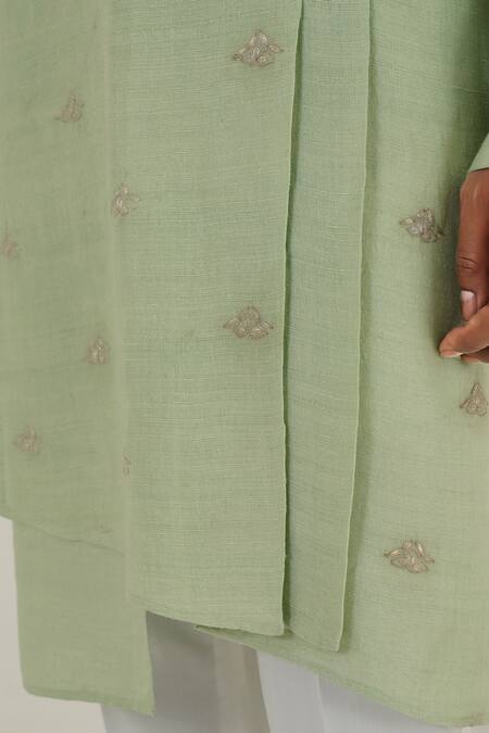 Dhruv Vaish_Green Silk, Cotton Embroidery Metallic Floral Kurta Set_at_Aza_Fashions