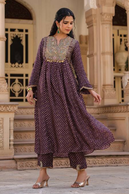 Label Niti Bothra_Purple Silk Zari, Embroidery Split Gathered Flower Butti Print Kurta Pant Set _Online_at_Aza_Fashions