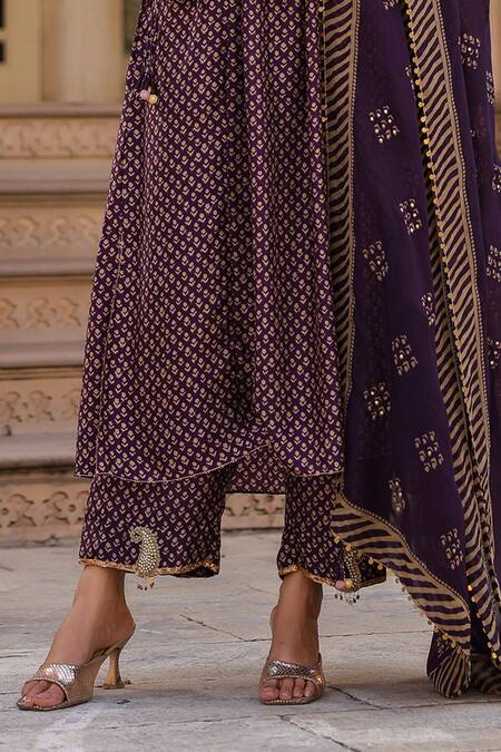 Label Niti Bothra_Purple Silk Zari, Embroidery Split Gathered Flower Butti Print Kurta Pant Set _at_Aza_Fashions
