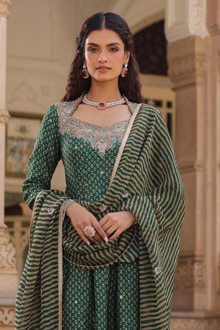Buy_Label Niti Bothra_Green Silk, Organza Zari, Embroidery Floret Butti Print Anarkali Churidar Set 