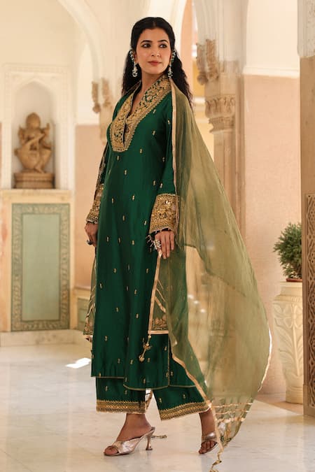 Buy_Label Niti Bothra_Green Silk Embroidery Collared Butti Kurta With Palazzo _Online_at_Aza_Fashions