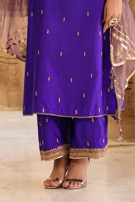 Shop_Label Niti Bothra_Blue Silk Embroidery Collared Butti Straight Kurta With Palazzo _Online_at_Aza_Fashions