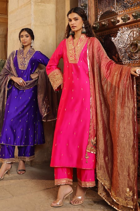 Label Niti Bothra_Pink Silk Embroidery Collared Butti Straight Kurta With Palazzo _Online_at_Aza_Fashions