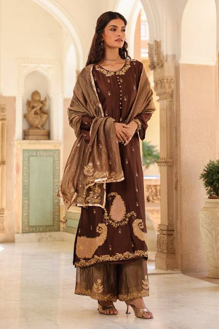 Label Niti Bothra_Purple Tissue Embroidery Round Neck Riwayat Applique Kurta Pant Set _Online_at_Aza_Fashions