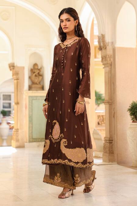 Label Niti Bothra_Purple Tissue Embroidery Round Neck Riwayat Applique Kurta Pant Set _at_Aza_Fashions