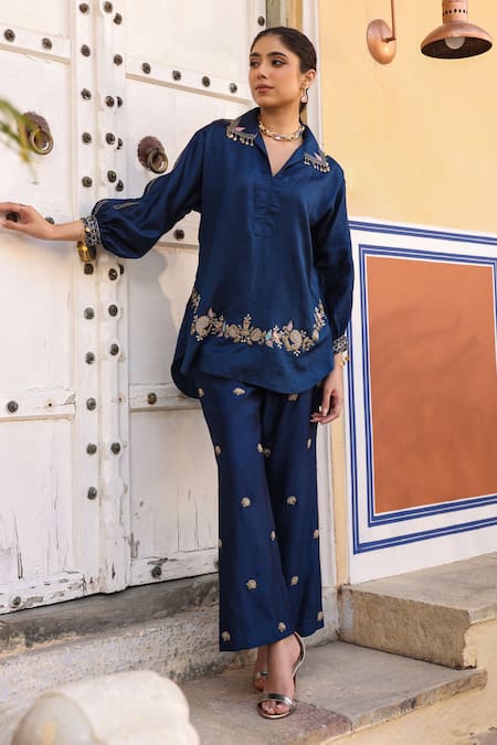 Label Niti Bothra Riwayat Embroidered Shirt & Pant Set 