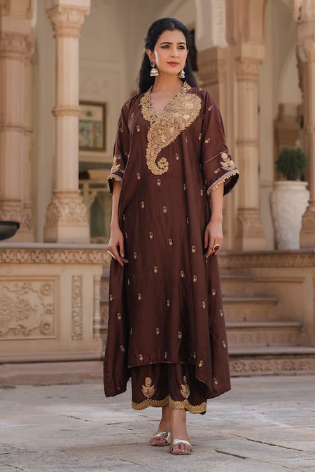 Label Niti Bothra_Brown Silk Embroidery V-neck Paisley Kaftan And Pant Set _Online_at_Aza_Fashions