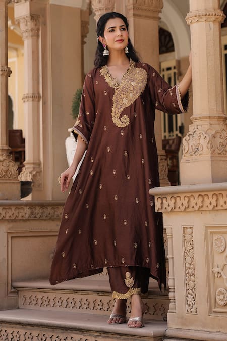 Shop_Label Niti Bothra_Brown Silk Embroidery V-neck Paisley Kaftan And Pant Set _Online_at_Aza_Fashions