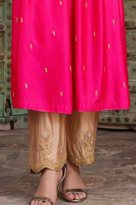 Buy_Label Niti Bothra_Pink Silk Zari, Embroidery V-neck Work Anarkali And Pant Set 