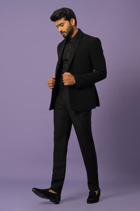 Yoseba Black Polyester Cut Work Cutdana Embroidered Collar Blazer With Trouser Online at Aza Fashions Yoseba_Black Polyester Cut Work Cutdana Embroidered Collar Blazer With Trouser _Online_at_Aza_Fashions