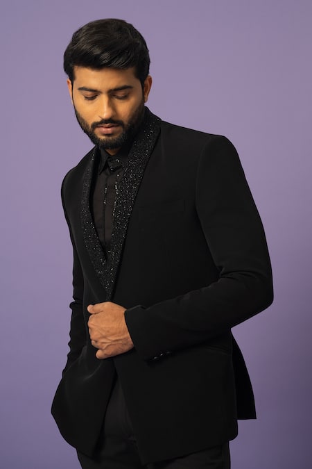 Shop Yoseba Black Polyester Cut Work Cutdana Embroidered Collar Blazer With Trouser Online at Aza Fashions Shop_Yoseba_Black Polyester Cut Work Cutdana Embroidered Collar Blazer With Trouser _Online_at_Aza_Fashions