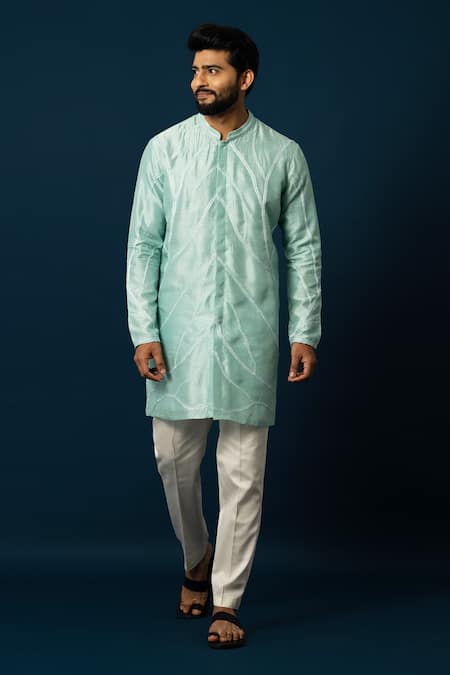 YOSEBA Chain Stitch Embroidered Kurta With Pyjama 