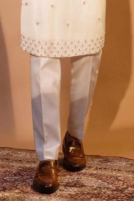 Yoseba Ivory Linen, Satin, Cotton Embroidery Shvet French Knot Resham Kurta And Pant Set Online at Aza Fashions Yoseba_Ivory Linen, Satin, Cotton Embroidery Shvet French Knot Resham Kurta And Pant Set _Online_at_Aza_Fashions