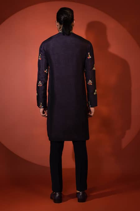 Yoseba Jaalini Foliage Motif Embroidered Kurta & Pant Set 