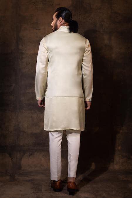 Shop_Yoseba_Green Linen, Satin, Cotton Embroidery Palm Bundi Kurta Set _at_Aza_Fashions