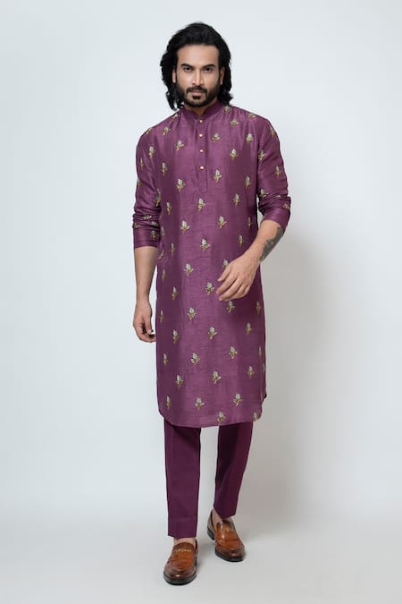 YOSEBA Petals Zardozi Embroidered Kurta & Pant Set 