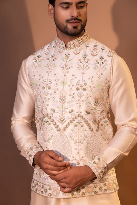 Shop Yoseba Pink Chanderi Silk, Cotton Embroidery Bundi Kurta Set Shop_Yoseba_Pink Chanderi Silk, Cotton Embroidery Bundi Kurta Set