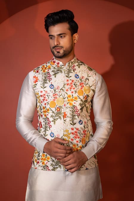 Buy_Yoseba_Green Chanderi, Cotton Embroidery Floral Thread Bundi Kurta Set 