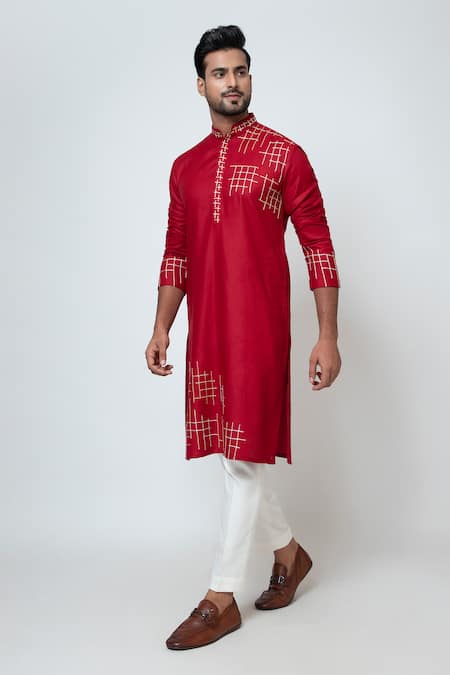 YOSEBA Charm Box Thread Work Kurta & Pant Set 