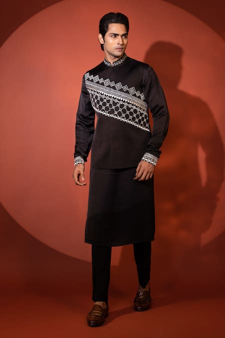 YOSEBA Abstract Embroidered Nehru Jacket Kurta Set 