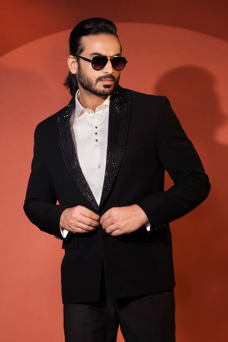 Buy Yoseba Black Polyester Sequins Placement Embellished Collar Blazer With Trouser Online at Aza Fashions Buy_Yoseba_Black Polyester Sequins Placement Embellished Collar Blazer With Trouser _Online_at_Aza_Fashions