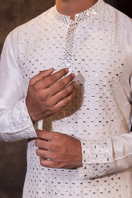 Yoseba Ivory Bamboo, Cotton Mirrors Sheesh Mahal Embroidered Kurta With Pant at Aza Fashions Yoseba_Ivory Bamboo, Cotton Mirrors Sheesh Mahal Embroidered Kurta With Pant _at_Aza_Fashions