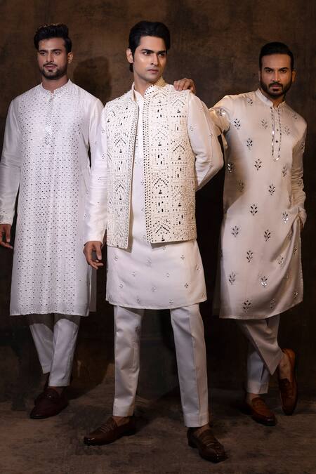 Shop Yoseba Grey Linen, Cotton Mirrors Sheesha Saaj Embroidered Kurta With Pant Shop_Yoseba_Grey Linen, Cotton Mirrors Sheesha Saaj Embroidered Kurta With Pant