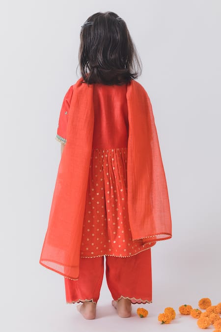 BOTEH Floral Embroidered Chanderi Kurta Set 