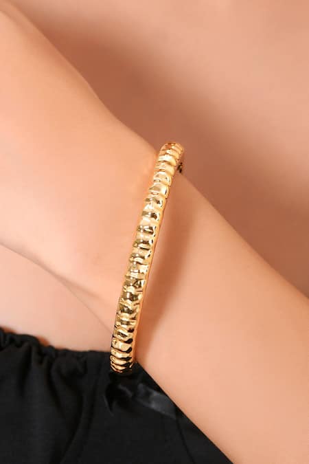 Arvino Gold Plated Etched Furrowed Bangle
