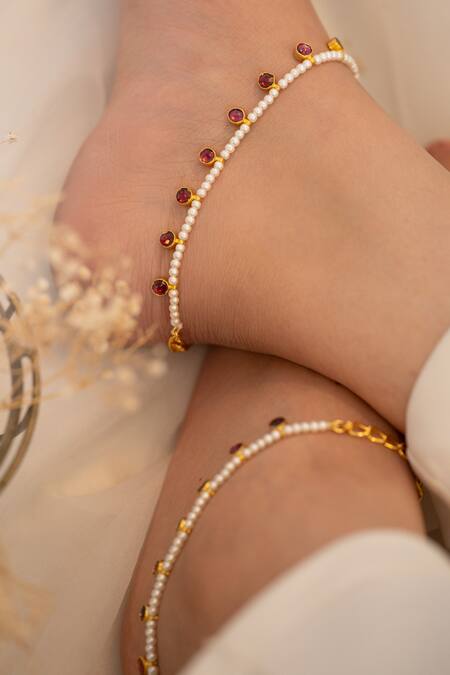 Buy Do Taara Red Pearls, Diamonds Kundan Embellished Anklets-Set of 2 Online at Aza Fashions Buy_Do Taara_Red Pearls, Diamonds Kundan Embellished Anklets-Set of 2 _Online_at_Aza_Fashions