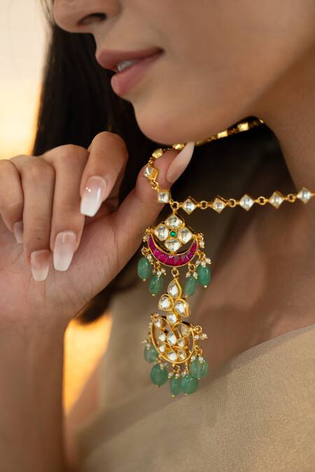 Shop_Do Taara_Green Kundan And Natural Stone Embellished Necklace _Online_at_Aza_Fashions