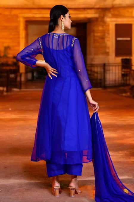 Shop Bannhi By Priyanka Rathore Blue Georgette Embroidery Round Neck Bodice Anarkali Pant Set at Aza Fashions Shop_Bannhi By Priyanka Rathore_Blue Georgette Embroidery Round Neck Bodice Anarkali Pant Set _at_Aza_Fashions