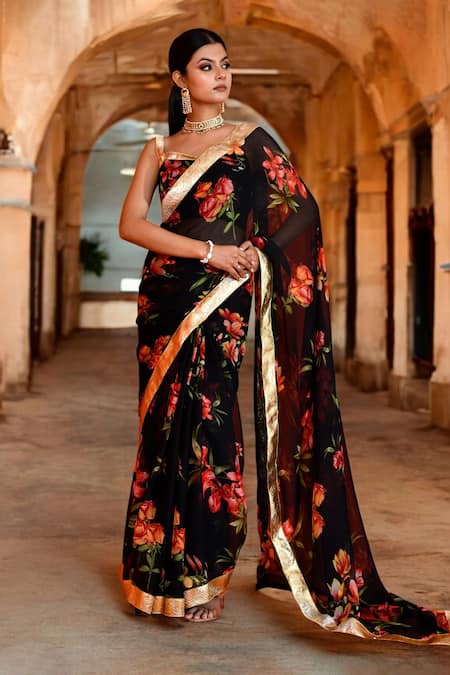 Bannhi Floral Print Saree With Blouse 