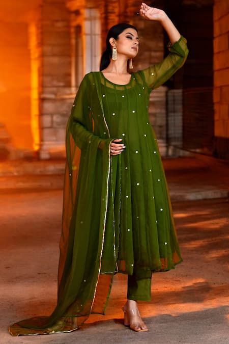 Bannhi By Priyanka Rathore_Green Georgette Embroidery Round Neck Aari Butti Anarkali Pant Set _Online_at_Aza_Fashions